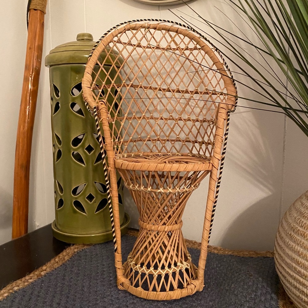 Mini Wicker Peacock Chair